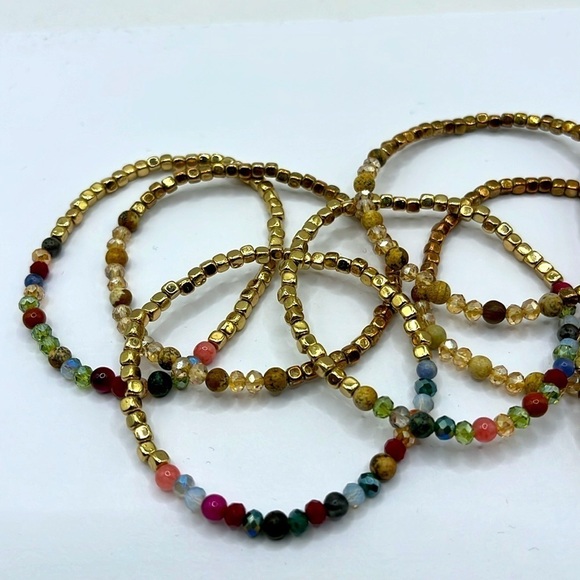 Stretch Fall Gold Jewel Tone Beaded 8 Strand Bracelet Fun Boho Trending - Picture 9 of 11